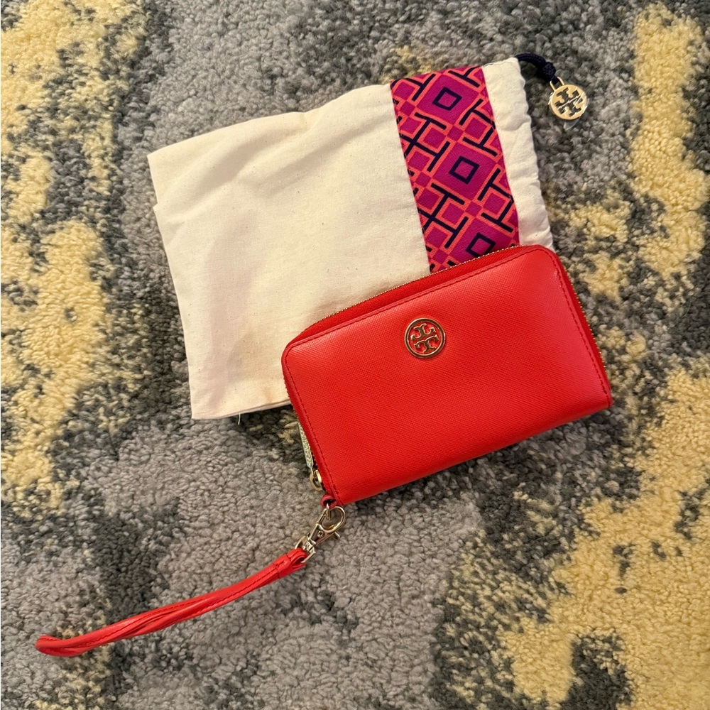 Tory Burch Mini Robinson Zip Wallet